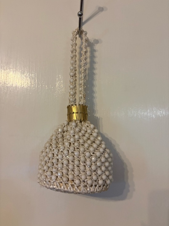 Handbags - Vintage MCM Beaded Gate neck Accordion Ivory Purse LE Jule Hong Kong